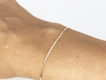 Load image into Gallery viewer, 10K 7" 1.2mm Solid Yellow Gold Mariner Link Bracelet Chain, Dainty Bracelet, Minimalist, Flat Mariner Bracelet, Genuine 10K Gold